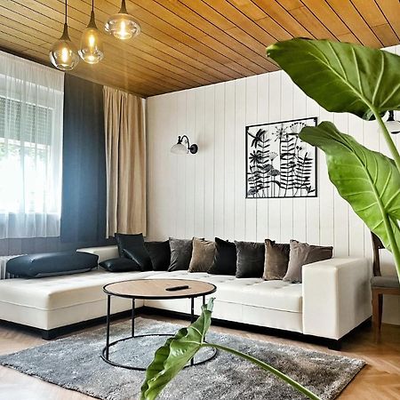 Papas Apartment Lesce  Dış mekan fotoğraf