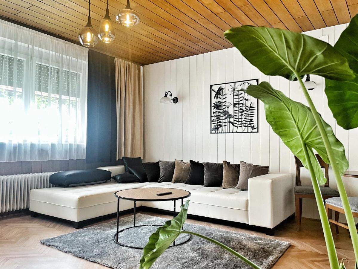 Papas Apartment Lesce  Dış mekan fotoğraf
