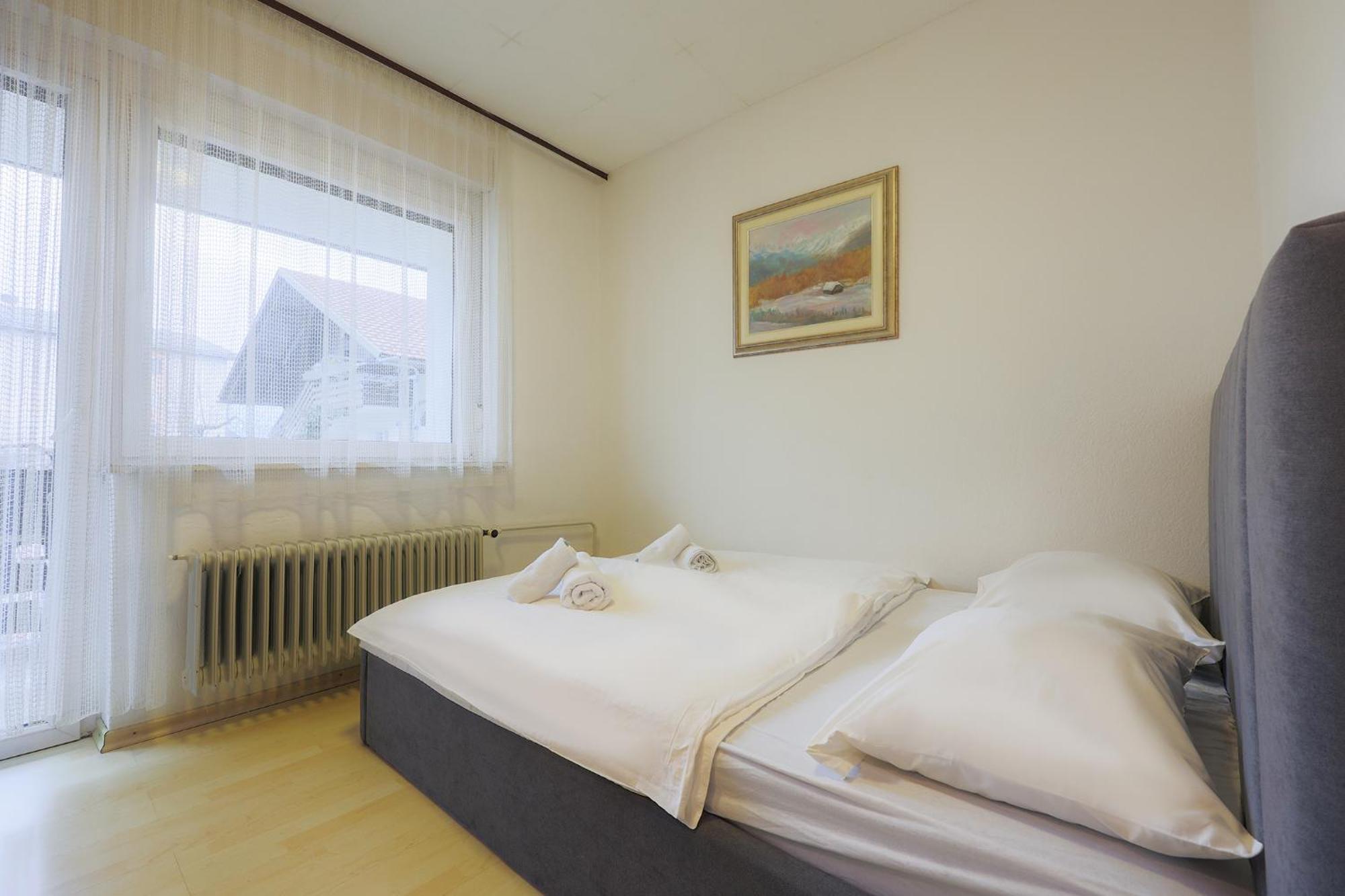 Papas Apartment Lesce  Dış mekan fotoğraf