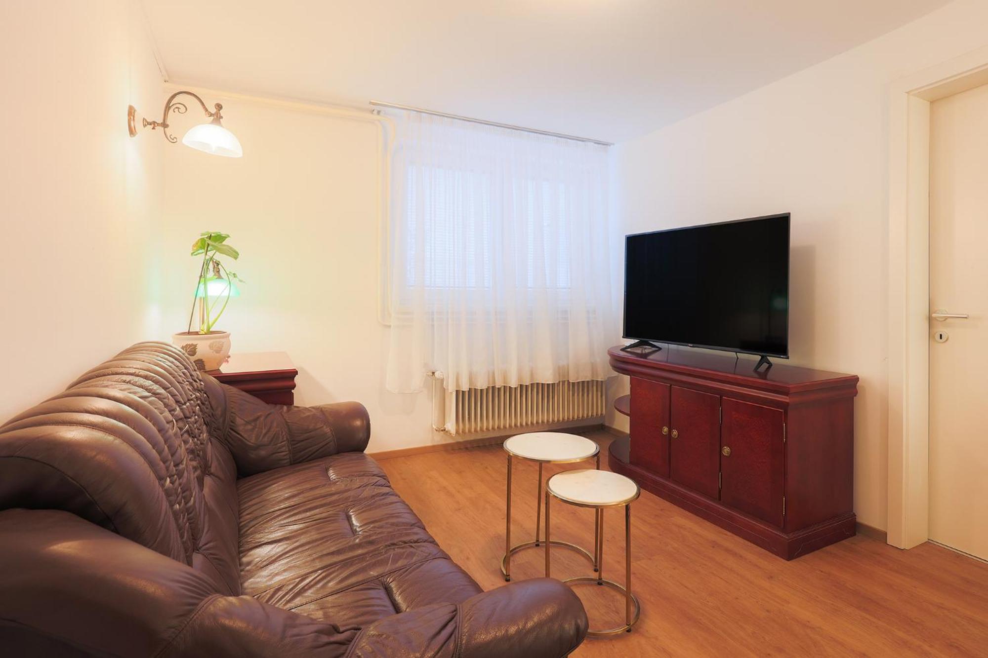 Papas Apartment Lesce  Dış mekan fotoğraf