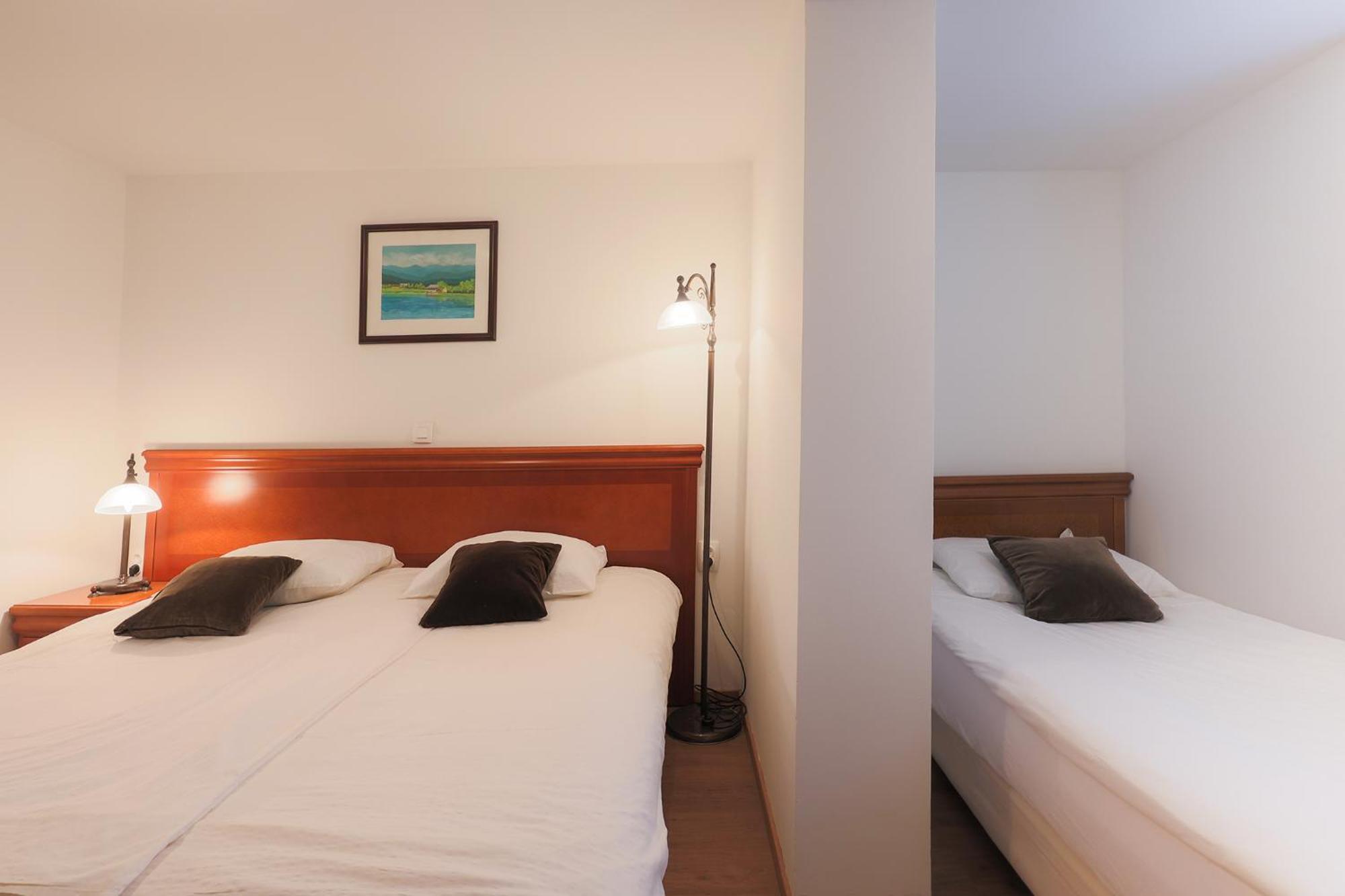 Papas Apartment Lesce  Dış mekan fotoğraf
