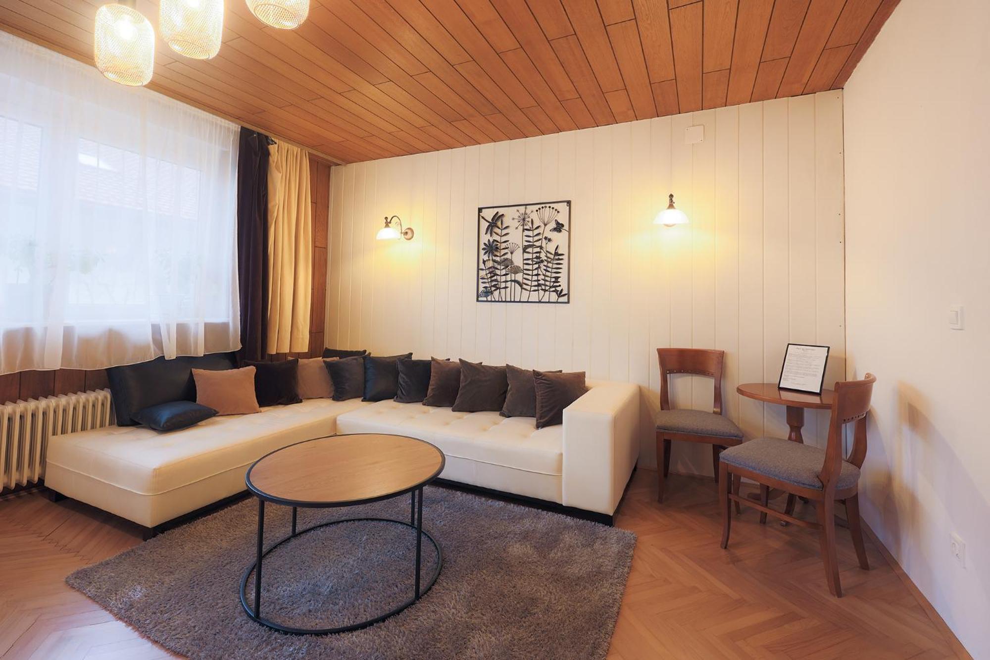 Papas Apartment Lesce  Dış mekan fotoğraf